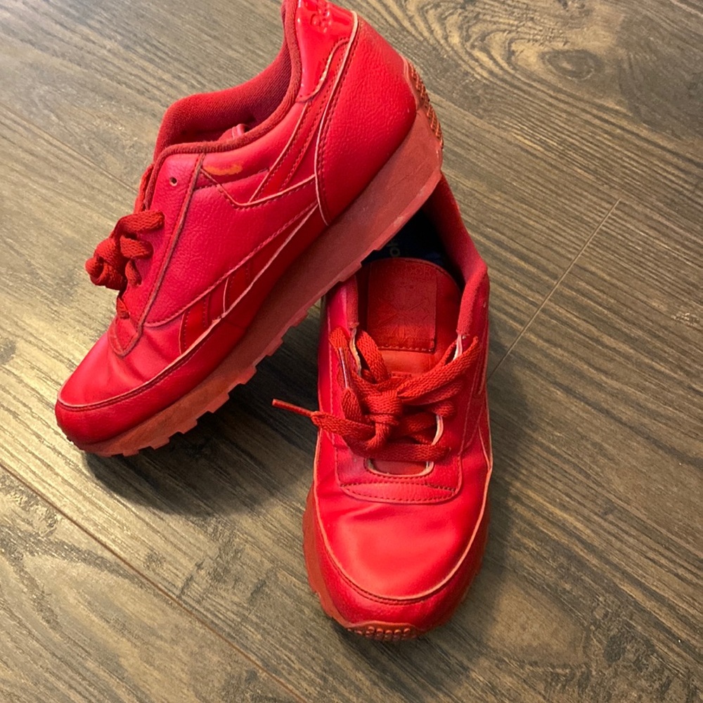 REEBOK - shoes